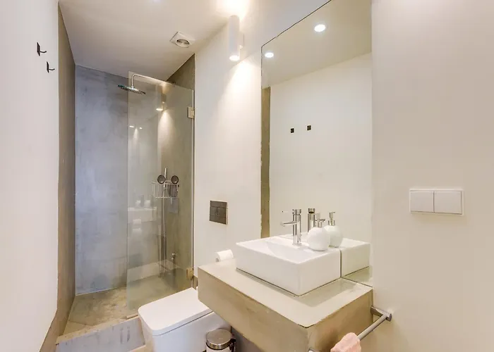 Akicity Graca Story * Lisboa